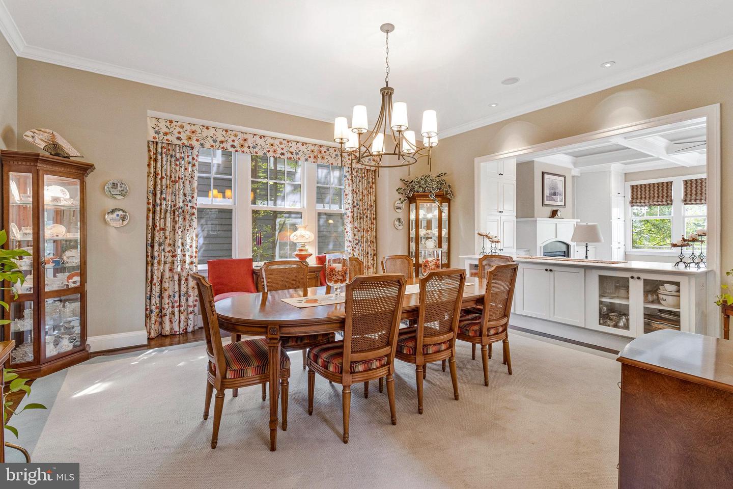 1318 N JACKSON ST N, ARLINGTON, Virginia 22201, 4 Bedrooms Bedrooms, ,5 BathroomsBathrooms,Residential,For sale,1318 N JACKSON ST N,VAAR2063832 MLS # VAAR2063832