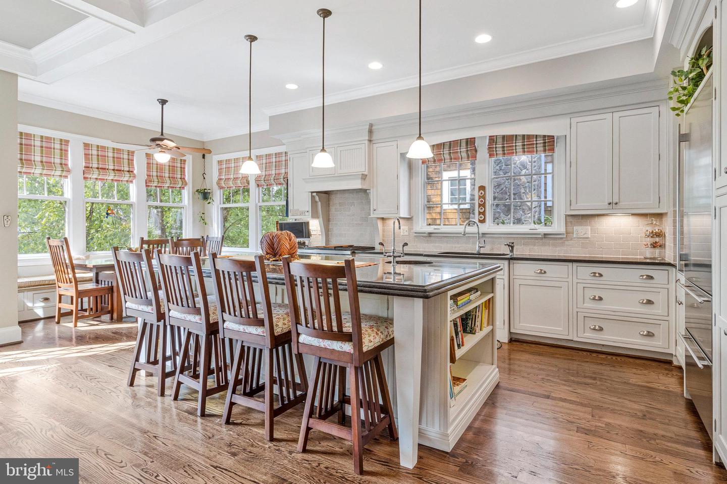 1318 N JACKSON ST N, ARLINGTON, Virginia 22201, 4 Bedrooms Bedrooms, ,5 BathroomsBathrooms,Residential,For sale,1318 N JACKSON ST N,VAAR2063832 MLS # VAAR2063832