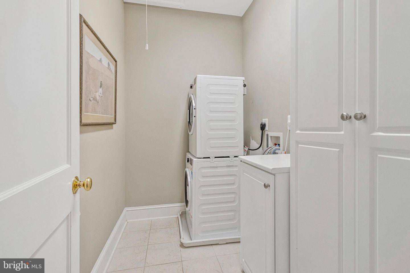 1318 N JACKSON ST N, ARLINGTON, Virginia 22201, 4 Bedrooms Bedrooms, ,5 BathroomsBathrooms,Residential,For sale,1318 N JACKSON ST N,VAAR2063832 MLS # VAAR2063832