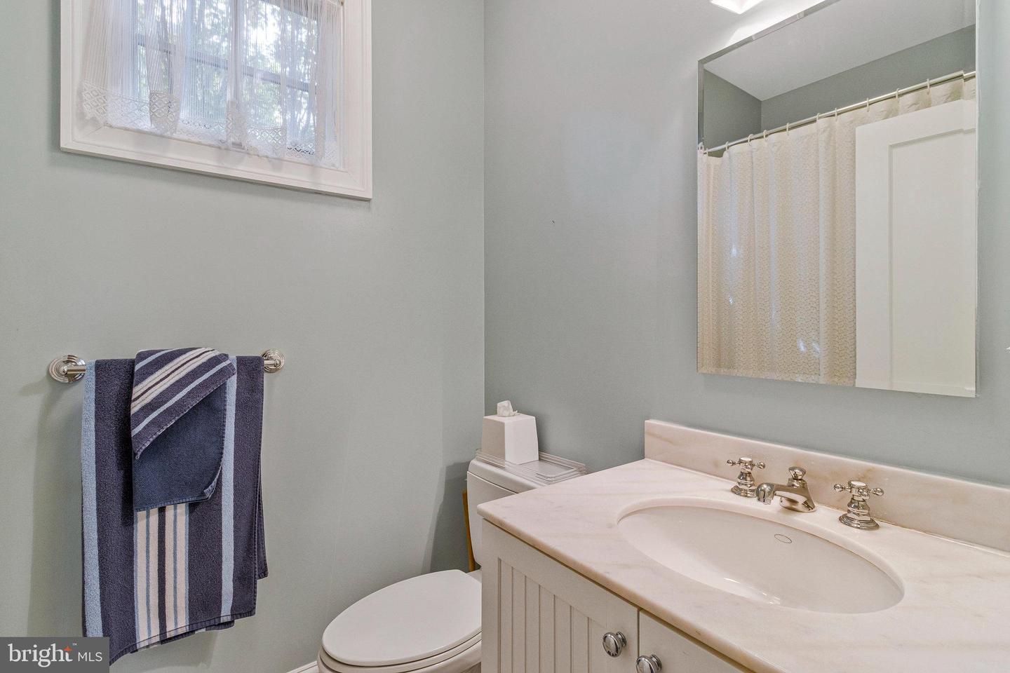 1318 N JACKSON ST N, ARLINGTON, Virginia 22201, 4 Bedrooms Bedrooms, ,5 BathroomsBathrooms,Residential,For sale,1318 N JACKSON ST N,VAAR2063832 MLS # VAAR2063832