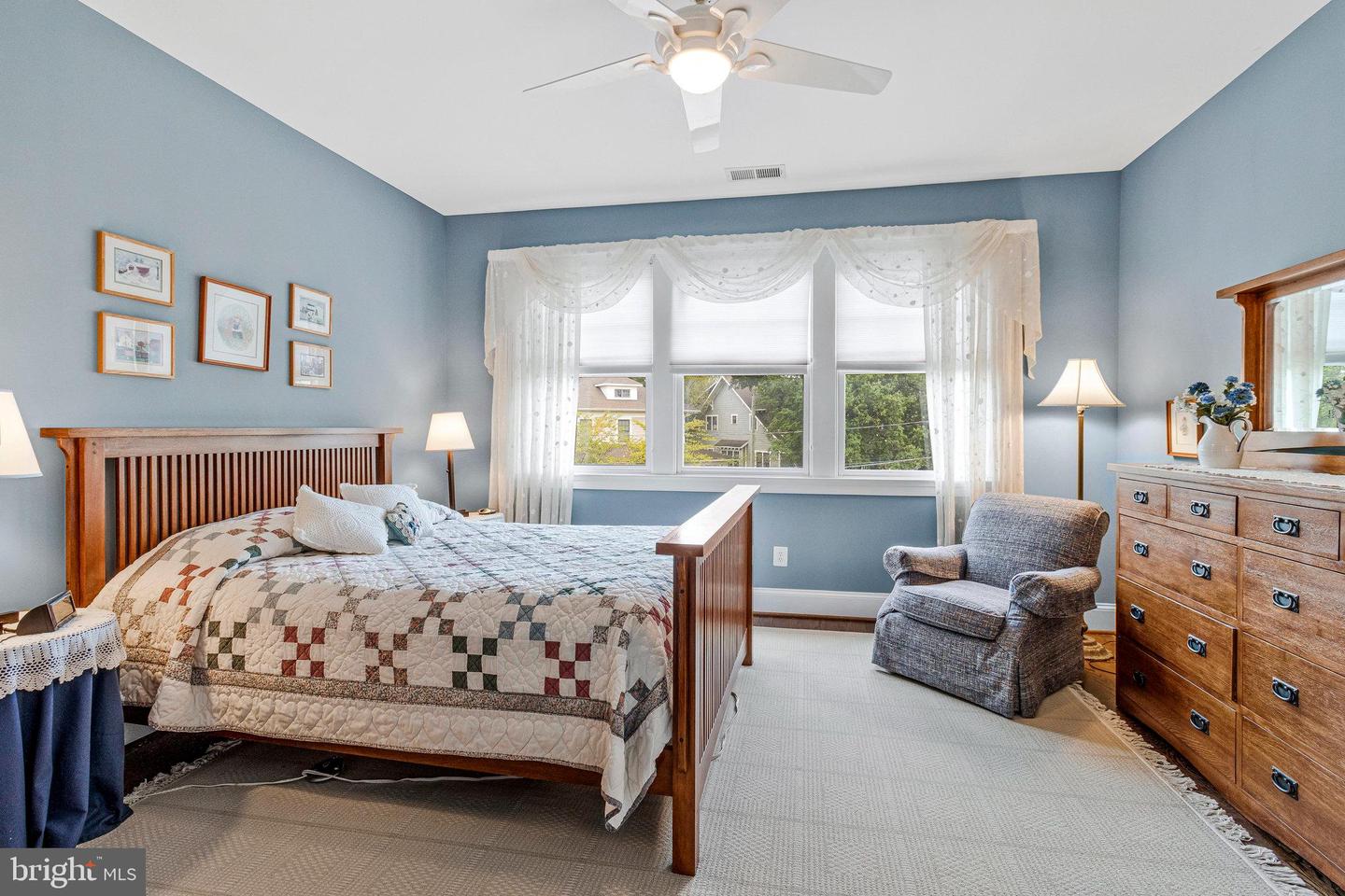 1318 N JACKSON ST N, ARLINGTON, Virginia 22201, 4 Bedrooms Bedrooms, ,5 BathroomsBathrooms,Residential,For sale,1318 N JACKSON ST N,VAAR2063832 MLS # VAAR2063832