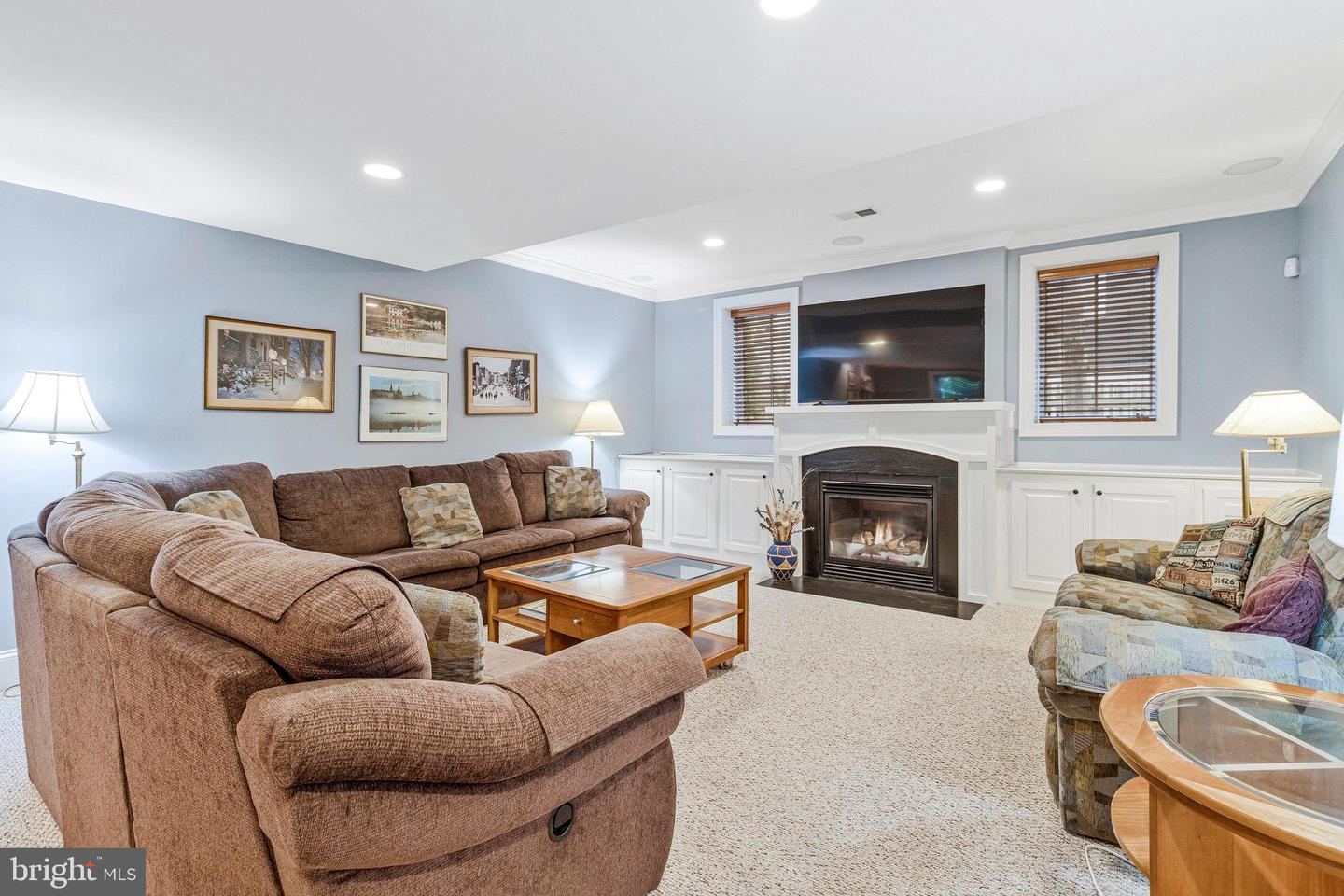 1318 N JACKSON ST N, ARLINGTON, Virginia 22201, 4 Bedrooms Bedrooms, ,5 BathroomsBathrooms,Residential,For sale,1318 N JACKSON ST N,VAAR2063832 MLS # VAAR2063832