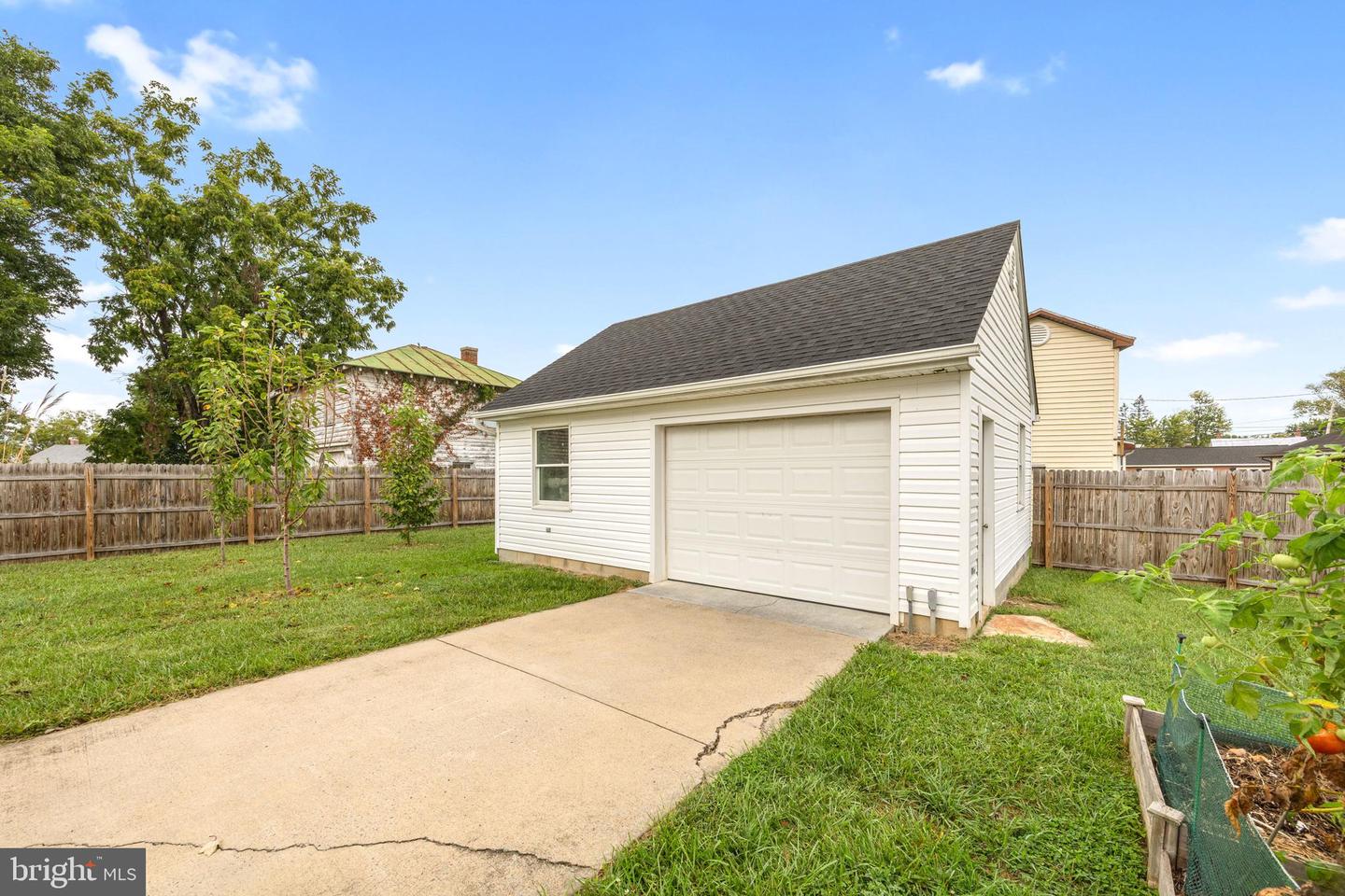 453 ZEA ST, STRASBURG, Virginia 22657, 4 Bedrooms Bedrooms, ,2 BathroomsBathrooms,Residential,For sale,453 ZEA ST,VASH2012542 MLS # VASH2012542