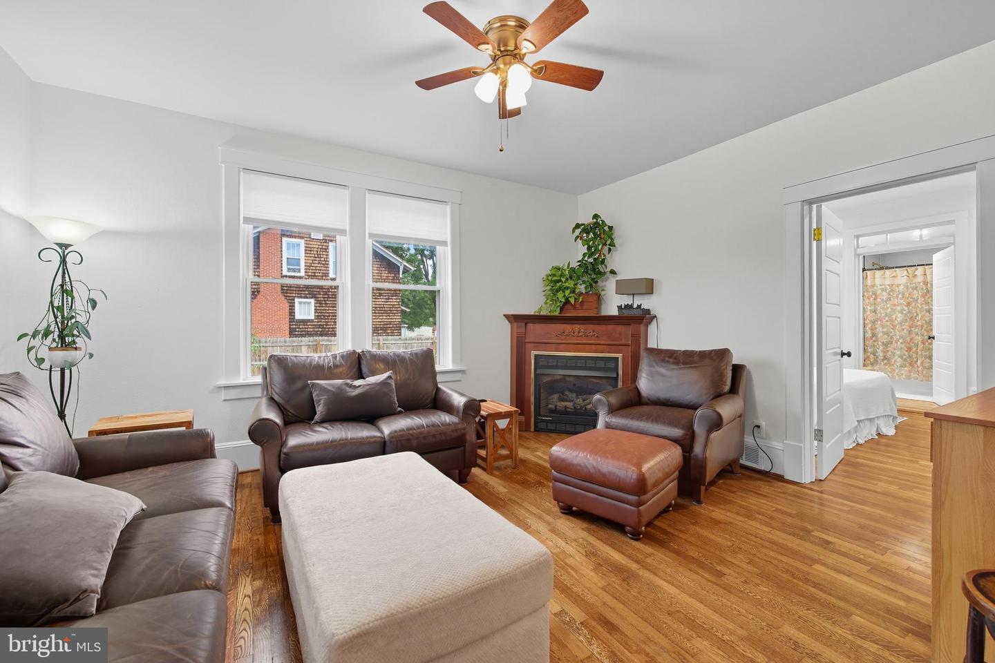 453 ZEA ST, STRASBURG, Virginia 22657, 4 Bedrooms Bedrooms, ,2 BathroomsBathrooms,Residential,For sale,453 ZEA ST,VASH2012542 MLS # VASH2012542
