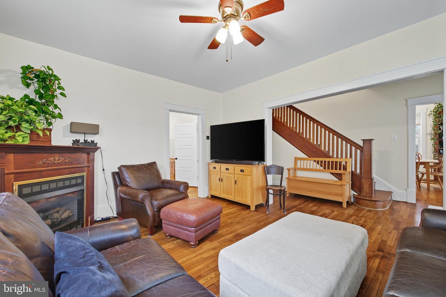 453 ZEA ST, STRASBURG, Virginia 22657, 4 Bedrooms Bedrooms, ,2 BathroomsBathrooms,Residential,For sale,453 ZEA ST,VASH2012542 MLS # VASH2012542