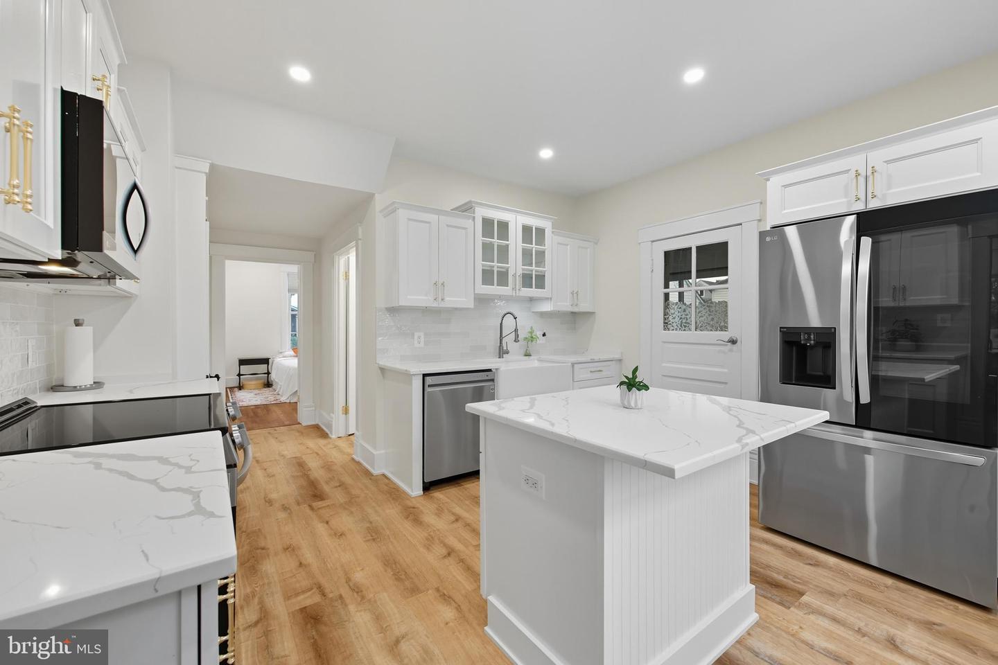 453 ZEA ST, STRASBURG, Virginia 22657, 4 Bedrooms Bedrooms, ,2 BathroomsBathrooms,Residential,For sale,453 ZEA ST,VASH2012542 MLS # VASH2012542