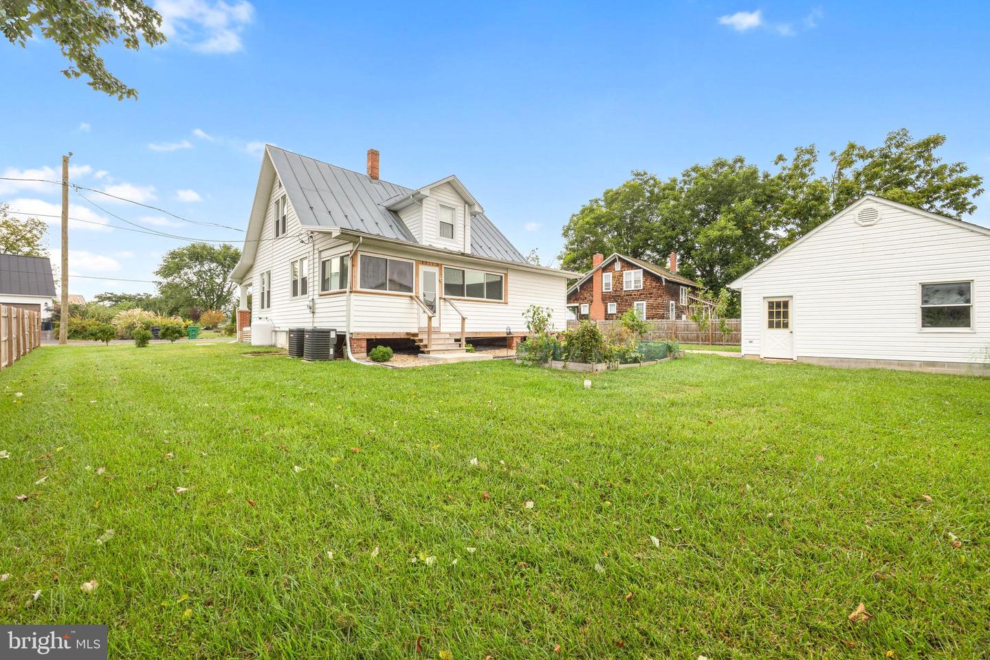 453 ZEA ST, STRASBURG, Virginia 22657, 4 Bedrooms Bedrooms, ,2 BathroomsBathrooms,Residential,For sale,453 ZEA ST,VASH2012542 MLS # VASH2012542