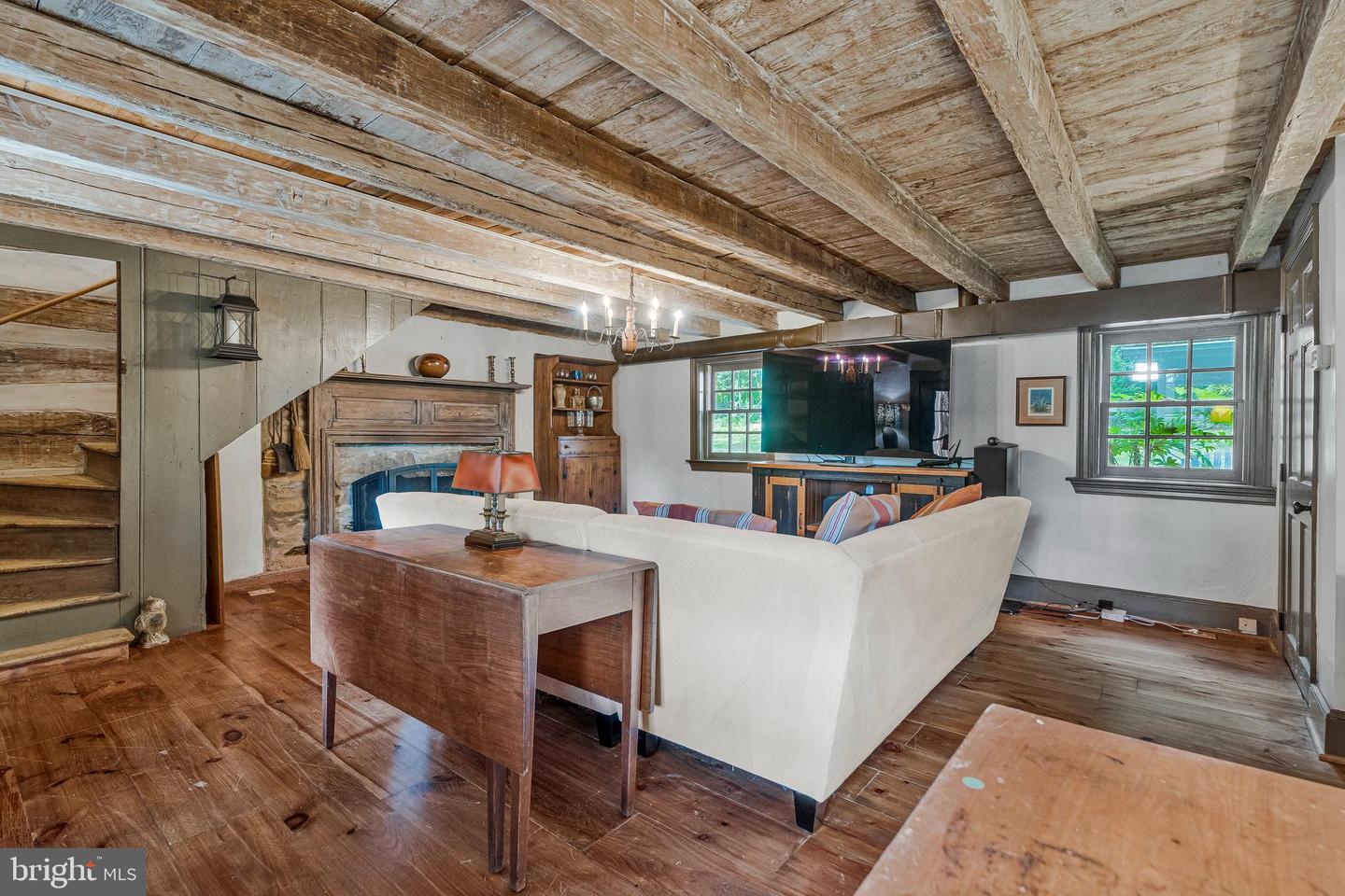 12519 MOUNTAIN RD, LOVETTSVILLE, Virginia 20180, 3 Bedrooms Bedrooms, ,2 BathroomsBathrooms,Residential,For sale,12519 MOUNTAIN RD,VALO2106946 MLS # VALO2106946
