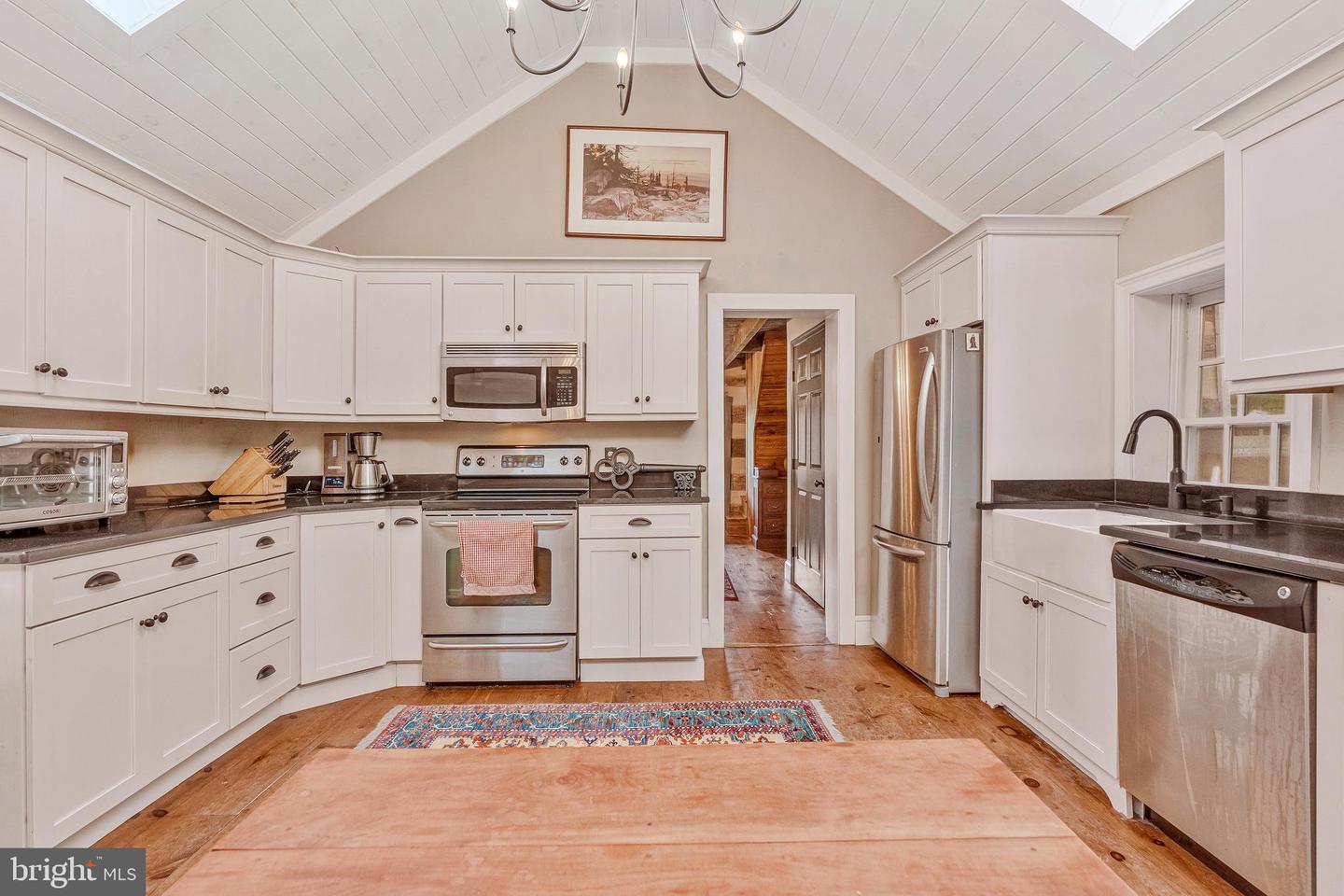 12519 MOUNTAIN RD, LOVETTSVILLE, Virginia 20180, 3 Bedrooms Bedrooms, ,2 BathroomsBathrooms,Residential,For sale,12519 MOUNTAIN RD,VALO2106946 MLS # VALO2106946