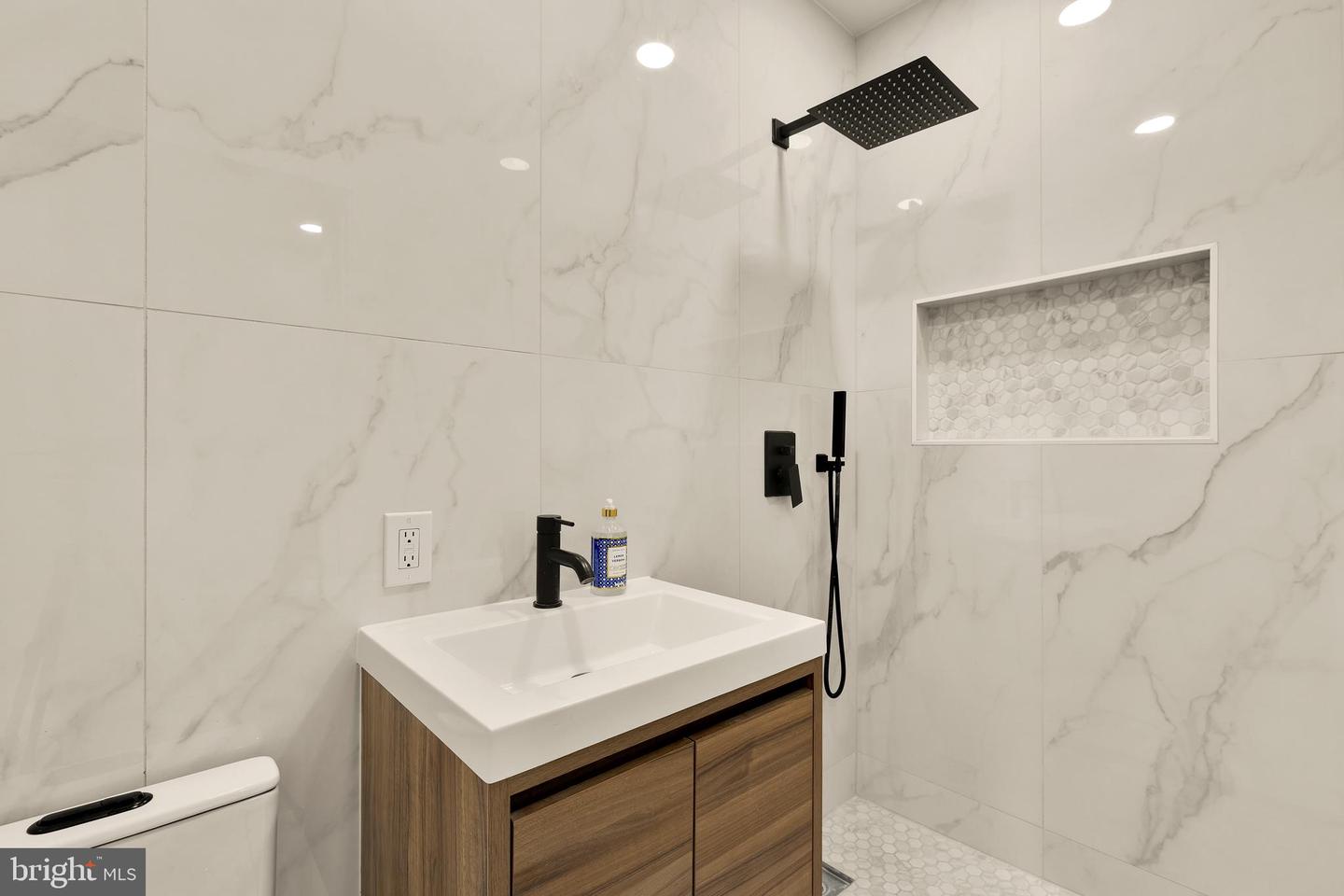 4112 5TH ST NW, WASHINGTON, District Of Columbia 20011, 5 Bedrooms Bedrooms, ,3 BathroomsBathrooms,Residential,For sale,4112 5TH ST NW,DCDC2222796 MLS # DCDC2222796
