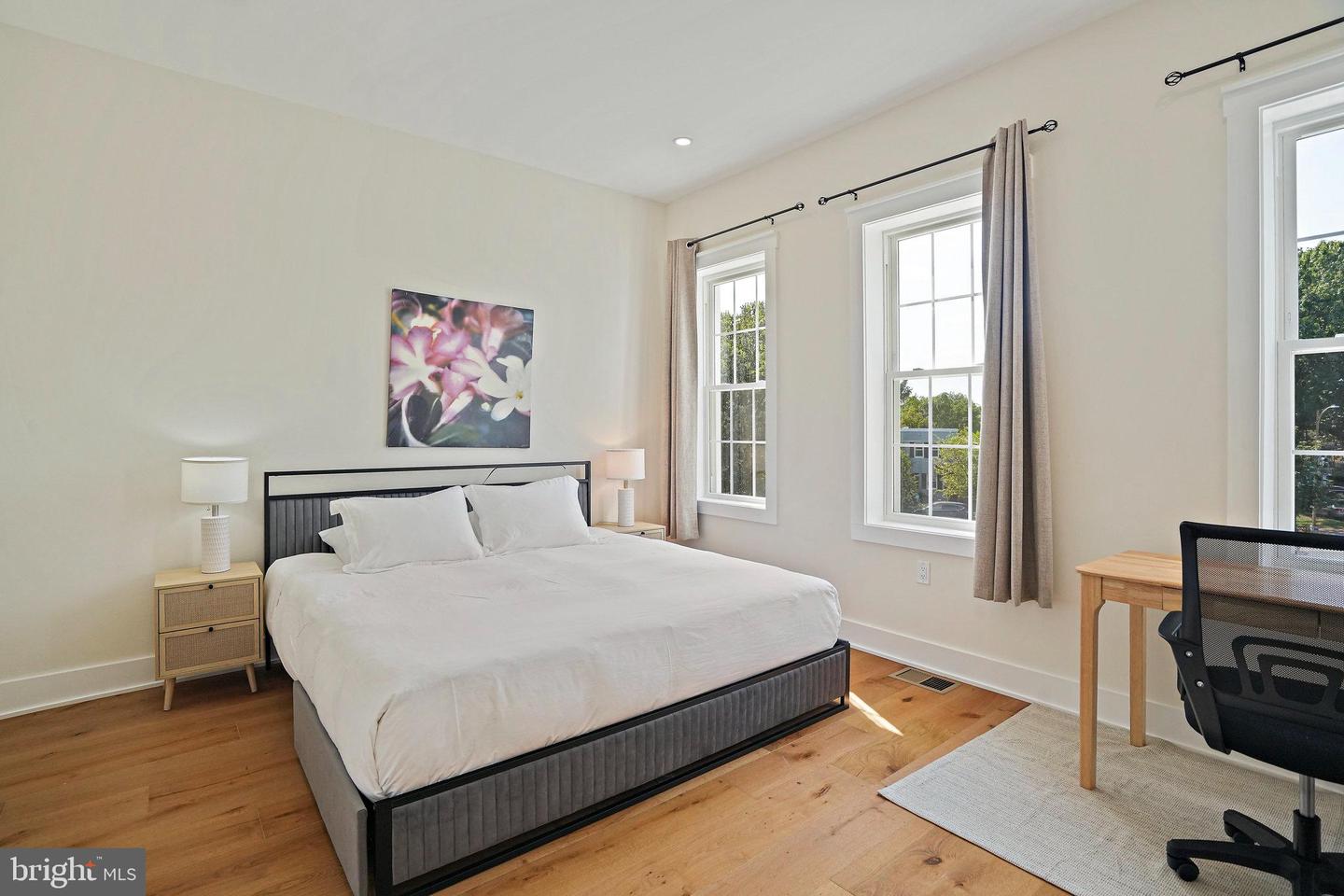1404 MASSACHUSETTS AVE SE, WASHINGTON, District Of Columbia 20003, 4 Bedrooms Bedrooms, ,4 BathroomsBathrooms,Residential,For sale,1404 MASSACHUSETTS AVE SE,DCDC2222970 MLS # DCDC2222970