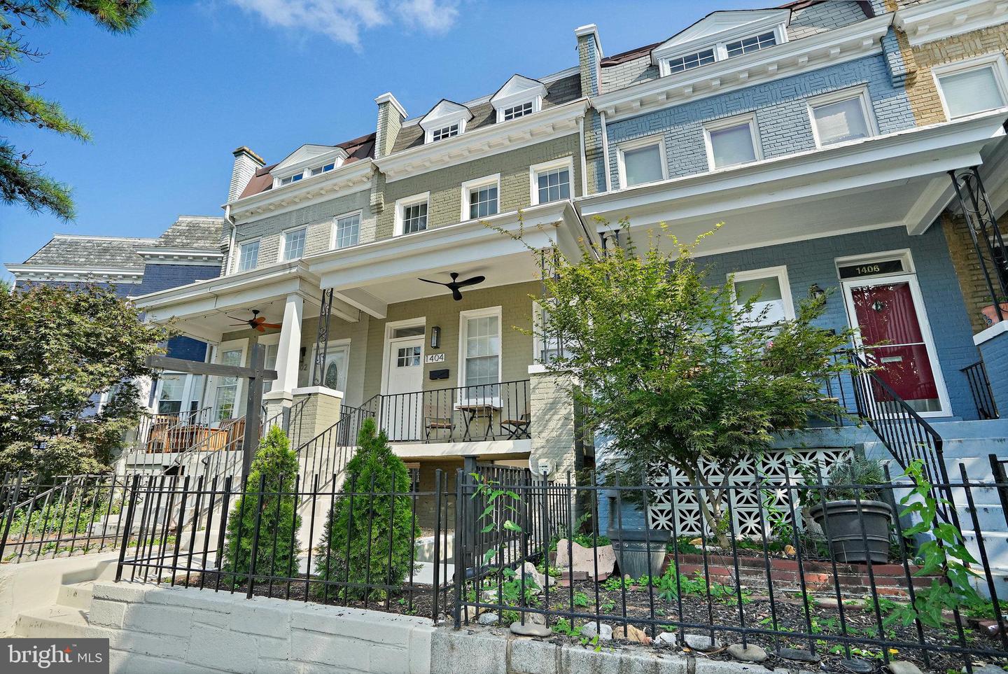 1404 MASSACHUSETTS AVE SE, WASHINGTON, District Of Columbia 20003, 4 Bedrooms Bedrooms, ,4 BathroomsBathrooms,Residential,For sale,1404 MASSACHUSETTS AVE SE,DCDC2222970 MLS # DCDC2222970