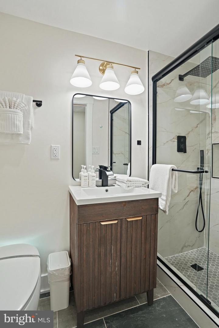 1404 MASSACHUSETTS AVE SE, WASHINGTON, District Of Columbia 20003, 4 Bedrooms Bedrooms, ,4 BathroomsBathrooms,Residential,For sale,1404 MASSACHUSETTS AVE SE,DCDC2222970 MLS # DCDC2222970