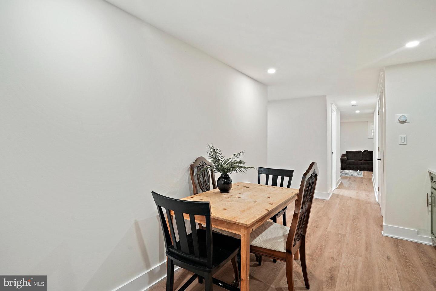 1404 MASSACHUSETTS AVE SE, WASHINGTON, District Of Columbia 20003, 4 Bedrooms Bedrooms, ,4 BathroomsBathrooms,Residential,For sale,1404 MASSACHUSETTS AVE SE,DCDC2222970 MLS # DCDC2222970