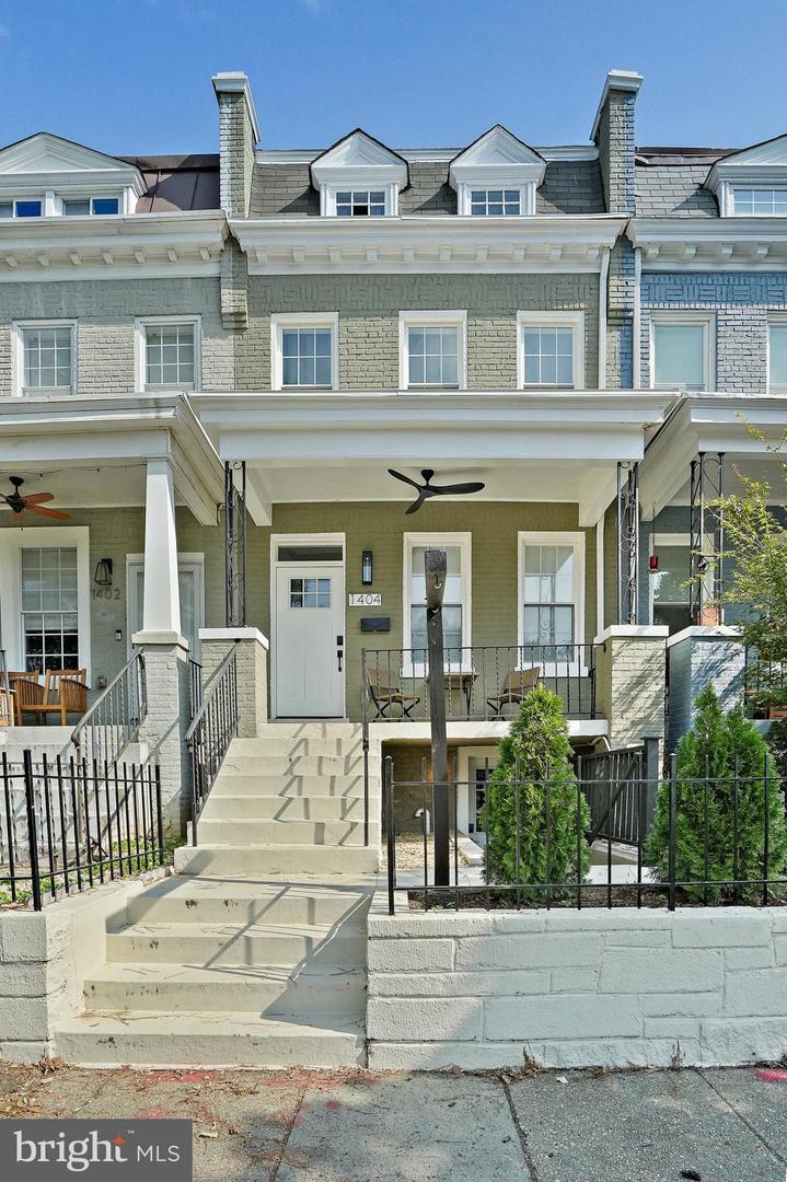 1404 MASSACHUSETTS AVE SE, WASHINGTON, District Of Columbia 20003, 4 Bedrooms Bedrooms, ,4 BathroomsBathrooms,Residential,For sale,1404 MASSACHUSETTS AVE SE,DCDC2222970 MLS # DCDC2222970