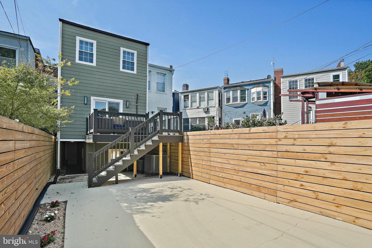 1404 MASSACHUSETTS AVE SE, WASHINGTON, District Of Columbia 20003, 4 Bedrooms Bedrooms, ,4 BathroomsBathrooms,Residential,For sale,1404 MASSACHUSETTS AVE SE,DCDC2222970 MLS # DCDC2222970