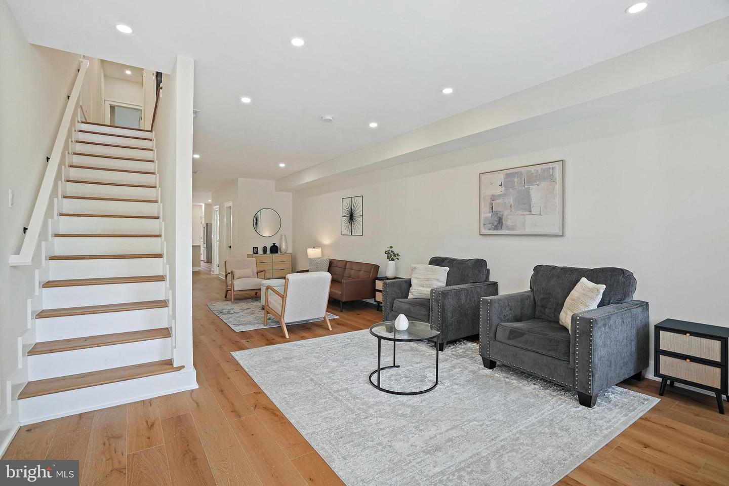 1404 MASSACHUSETTS AVE SE, WASHINGTON, District Of Columbia 20003, 4 Bedrooms Bedrooms, ,4 BathroomsBathrooms,Residential,For sale,1404 MASSACHUSETTS AVE SE,DCDC2222970 MLS # DCDC2222970