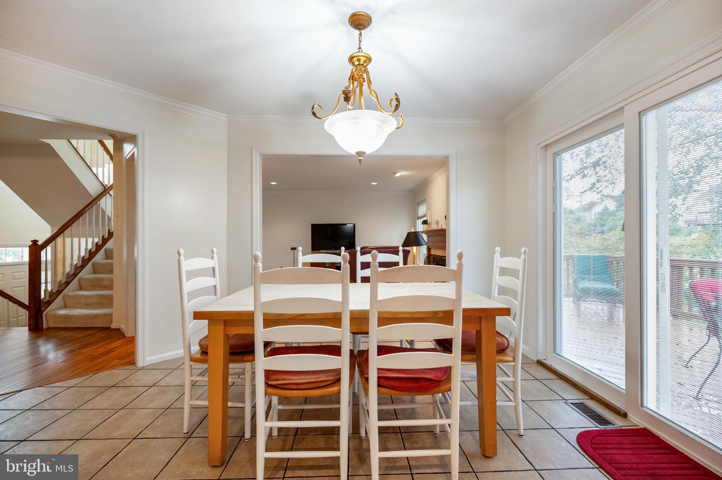 5422 CASTLE BAR LN, ALEXANDRIA, Virginia 22315, 5 Bedrooms Bedrooms, 14 Rooms Rooms,3 BathroomsBathrooms,Residential,For sale,5422 CASTLE BAR LN,VAFX2229682 MLS # VAFX2229682