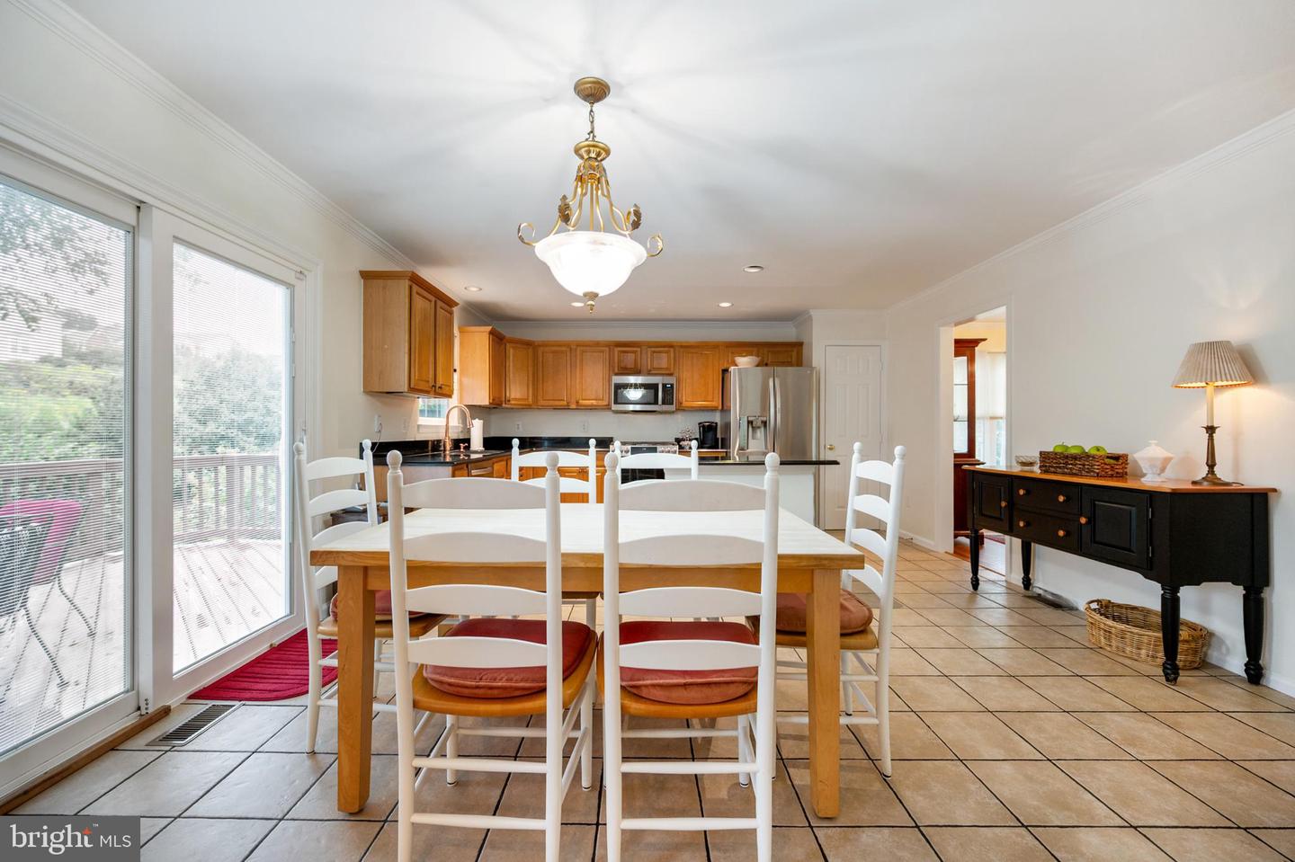 5422 CASTLE BAR LN, ALEXANDRIA, Virginia 22315, 5 Bedrooms Bedrooms, 14 Rooms Rooms,3 BathroomsBathrooms,Residential,For sale,5422 CASTLE BAR LN,VAFX2229682 MLS # VAFX2229682