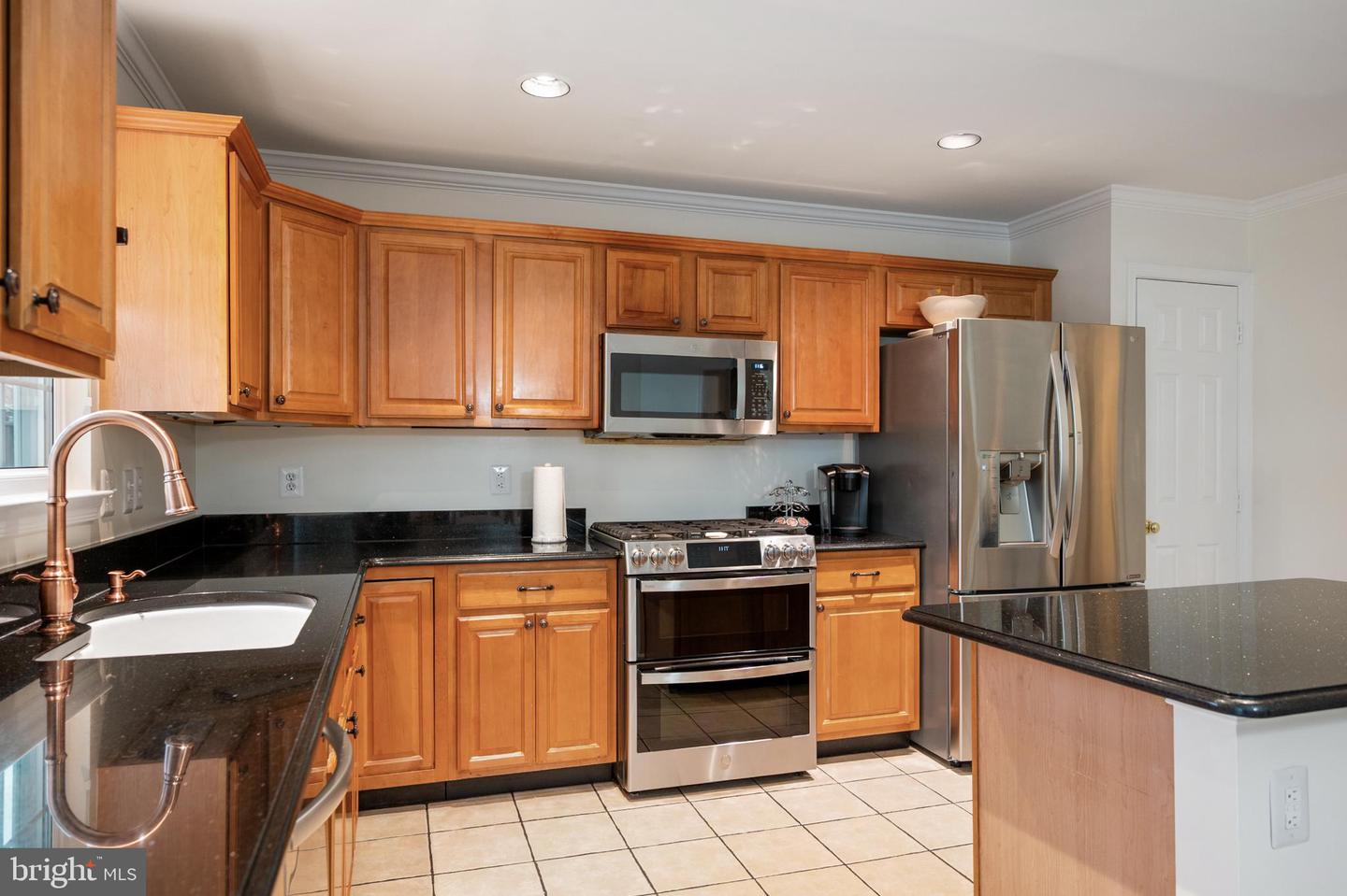 5422 CASTLE BAR LN, ALEXANDRIA, Virginia 22315, 5 Bedrooms Bedrooms, 14 Rooms Rooms,3 BathroomsBathrooms,Residential,For sale,5422 CASTLE BAR LN,VAFX2229682 MLS # VAFX2229682