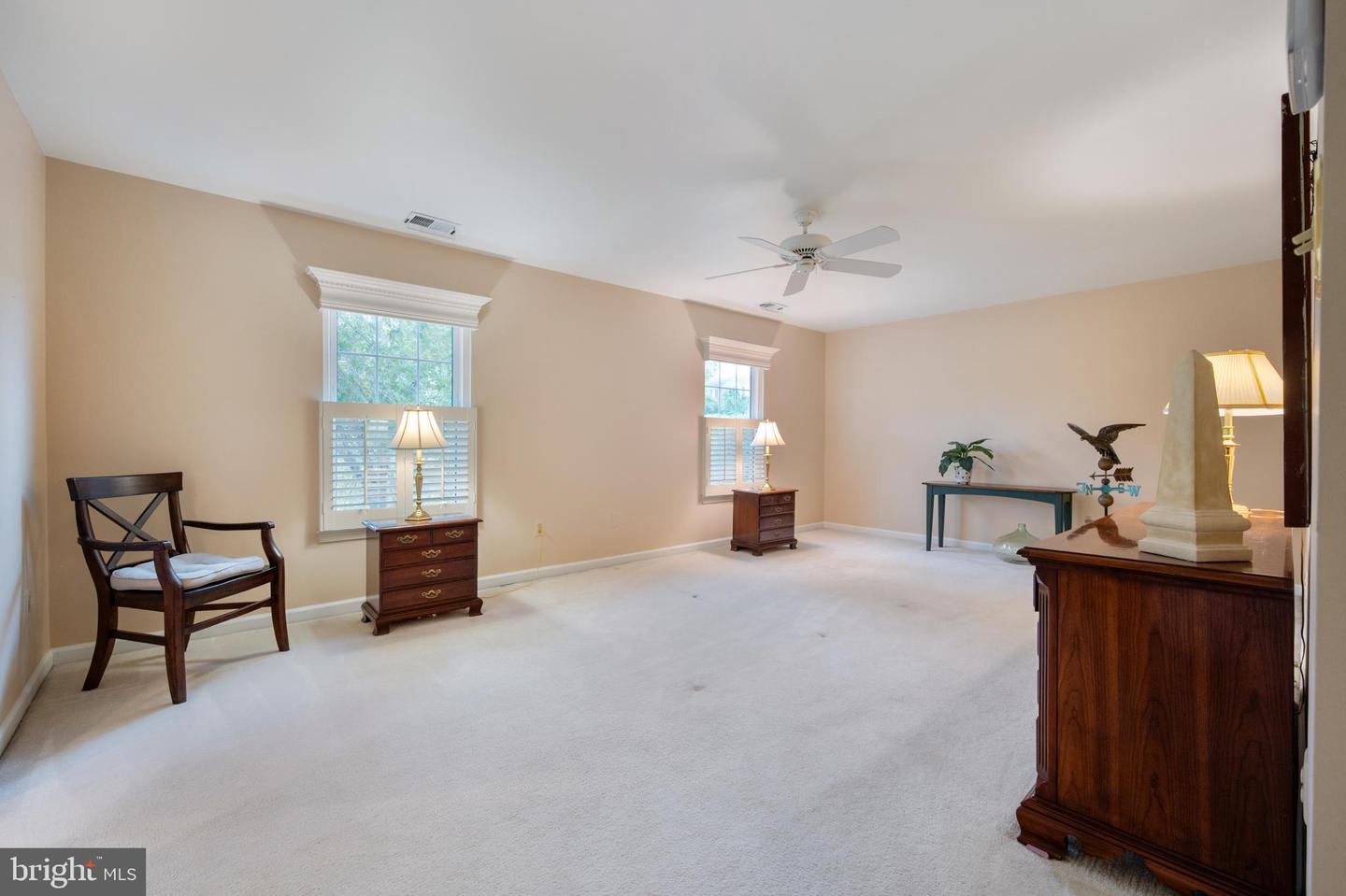 5422 CASTLE BAR LN, ALEXANDRIA, Virginia 22315, 5 Bedrooms Bedrooms, 14 Rooms Rooms,3 BathroomsBathrooms,Residential,For sale,5422 CASTLE BAR LN,VAFX2229682 MLS # VAFX2229682