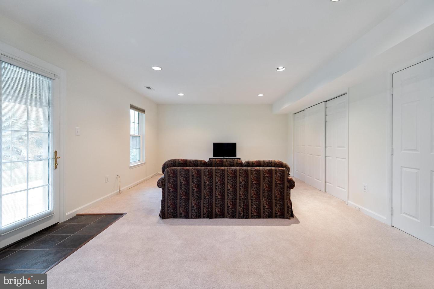 5422 CASTLE BAR LN, ALEXANDRIA, Virginia 22315, 5 Bedrooms Bedrooms, 14 Rooms Rooms,3 BathroomsBathrooms,Residential,For sale,5422 CASTLE BAR LN,VAFX2229682 MLS # VAFX2229682