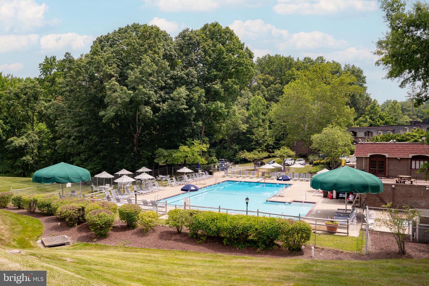 5422 CASTLE BAR LN, ALEXANDRIA, Virginia 22315, 5 Bedrooms Bedrooms, 14 Rooms Rooms,3 BathroomsBathrooms,Residential,For sale,5422 CASTLE BAR LN,VAFX2229682 MLS # VAFX2229682