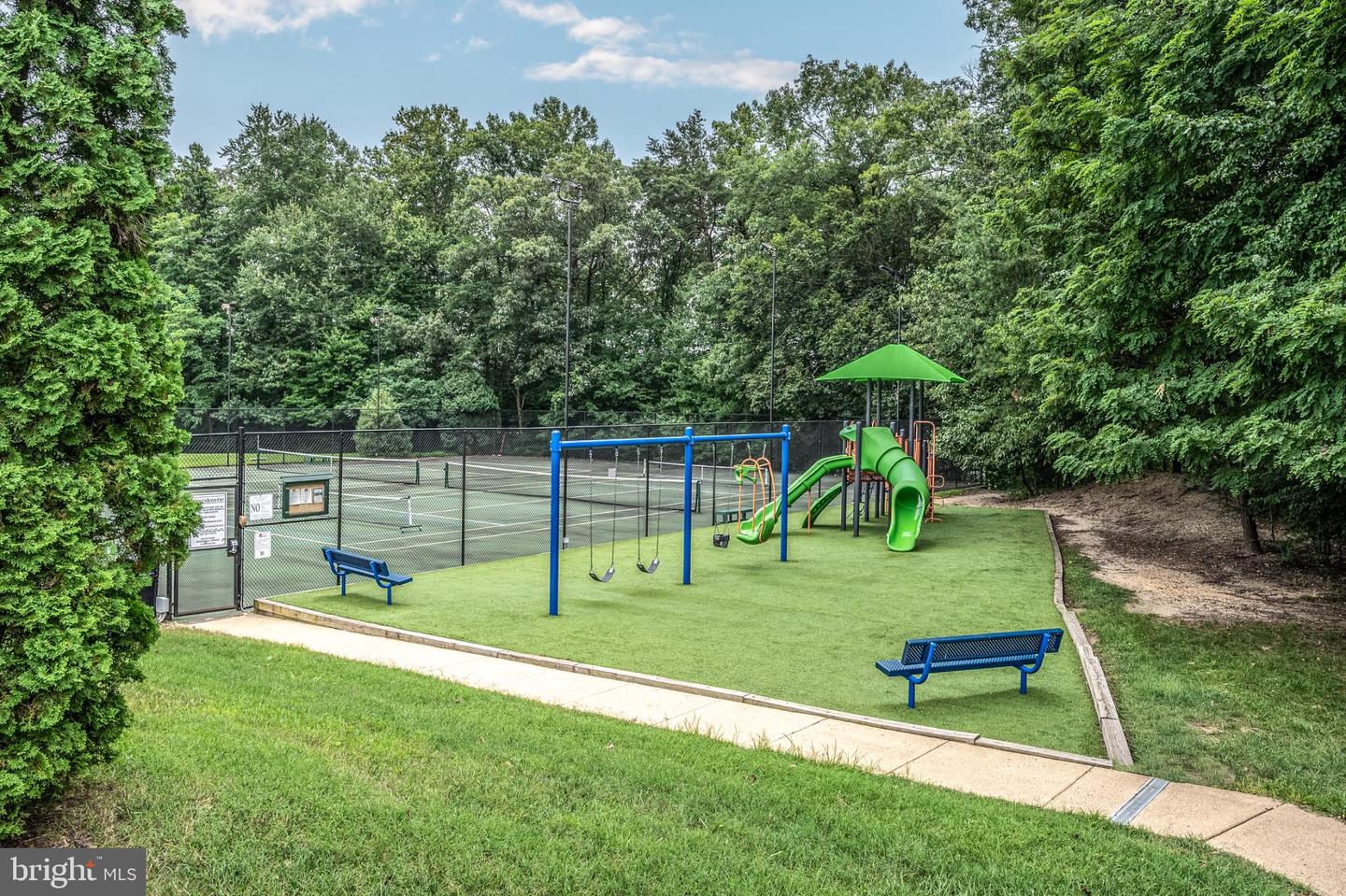 5422 CASTLE BAR LN, ALEXANDRIA, Virginia 22315, 5 Bedrooms Bedrooms, 14 Rooms Rooms,3 BathroomsBathrooms,Residential,For sale,5422 CASTLE BAR LN,VAFX2229682 MLS # VAFX2229682