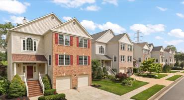 5422 CASTLE BAR LN, ALEXANDRIA, Virginia 22315, 5 Bedrooms Bedrooms, 14 Rooms Rooms,3 BathroomsBathrooms,Residential,For sale,5422 CASTLE BAR LN,VAFX2229682 MLS # VAFX2229682