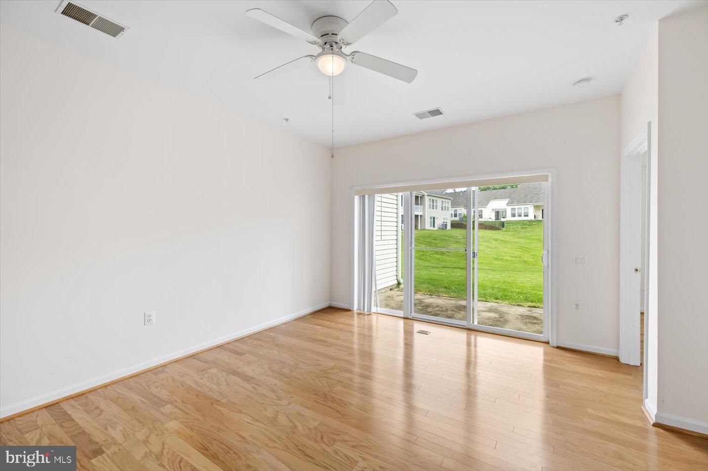 23 HIGHLANDER DR #41-2, FREDERICKSBURG, Virginia 22406, 2 Bedrooms Bedrooms, ,2 BathroomsBathrooms,Residential,For sale,23 HIGHLANDER DR #41-2,VAST2038240 MLS # VAST2038240