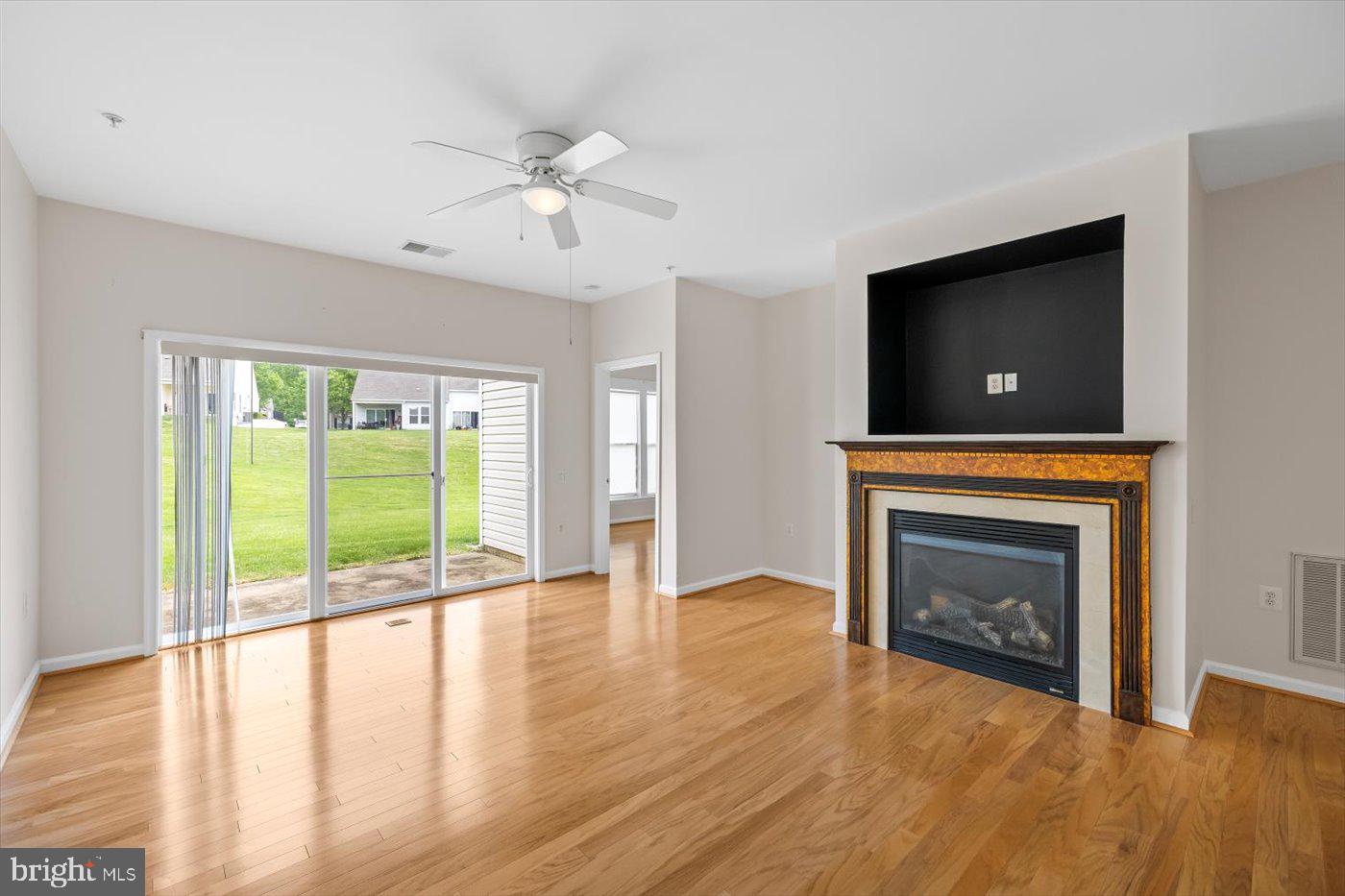 23 HIGHLANDER DR #41-2, FREDERICKSBURG, Virginia 22406, 2 Bedrooms Bedrooms, ,2 BathroomsBathrooms,Residential,For sale,23 HIGHLANDER DR #41-2,VAST2038240 MLS # VAST2038240