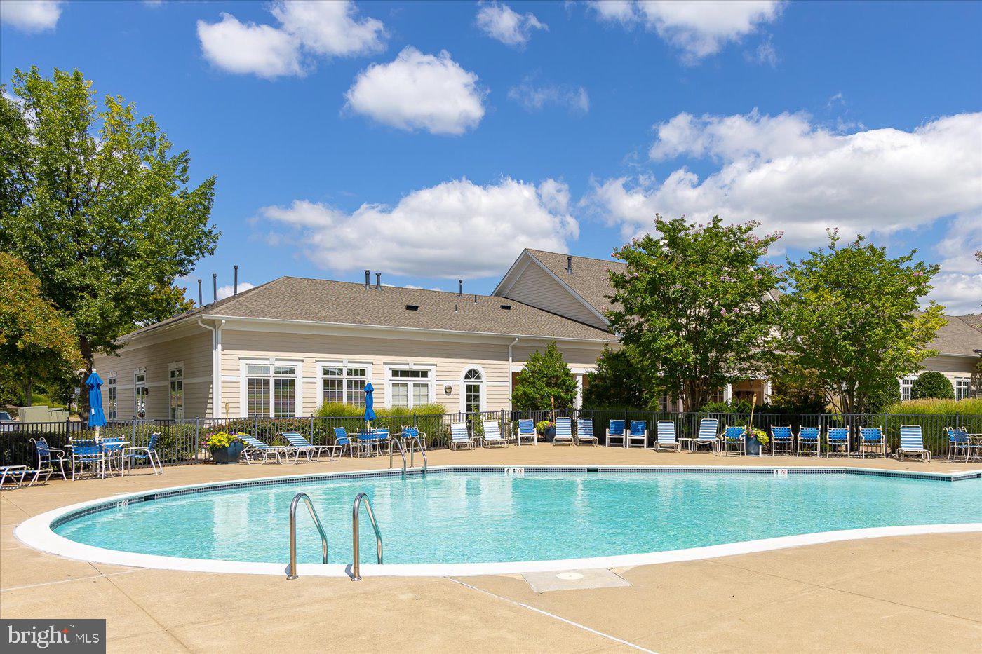 23 HIGHLANDER DR #41-2, FREDERICKSBURG, Virginia 22406, 2 Bedrooms Bedrooms, ,2 BathroomsBathrooms,Residential,For sale,23 HIGHLANDER DR #41-2,VAST2038240 MLS # VAST2038240