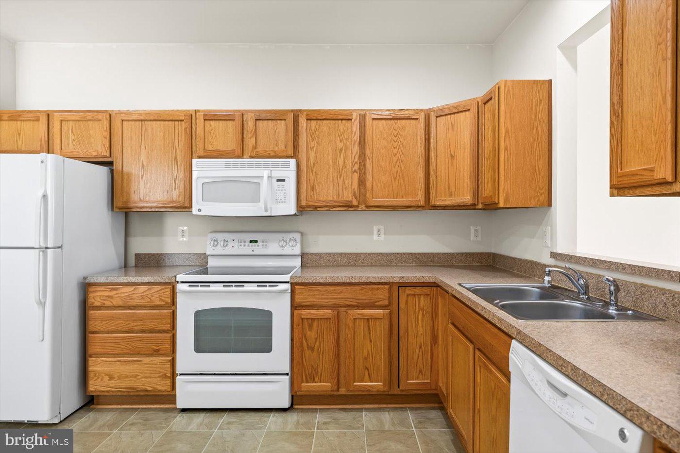 23 HIGHLANDER DR #41-2, FREDERICKSBURG, Virginia 22406, 2 Bedrooms Bedrooms, ,2 BathroomsBathrooms,Residential,For sale,23 HIGHLANDER DR #41-2,VAST2038240 MLS # VAST2038240