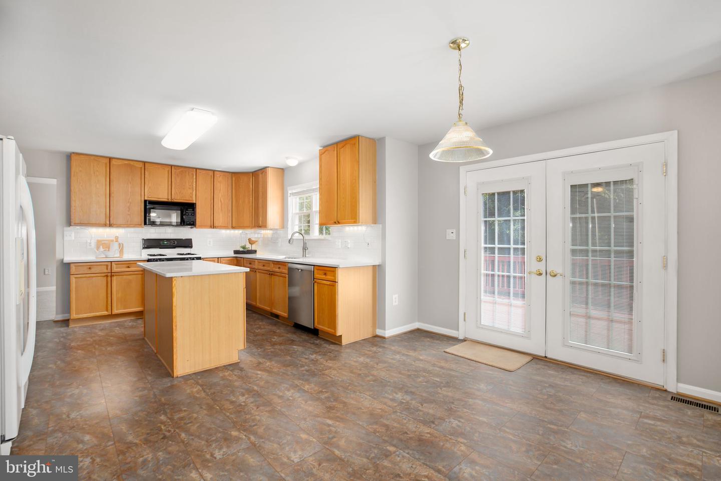 10407 NAPOLEON ST, FREDERICKSBURG, Virginia 22408, 4 Bedrooms Bedrooms, ,2 BathroomsBathrooms,Residential,For sale,10407 NAPOLEON ST,VASP2034696 MLS # VASP2034696