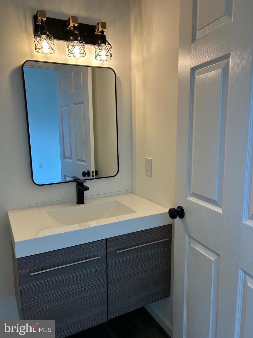 207 OTTER TRL, WINCHESTER, Virginia 22602, 3 Bedrooms Bedrooms, ,2 BathroomsBathrooms,Residential,For sale,207 OTTER TRL,VAFV2035632 MLS # VAFV2035632