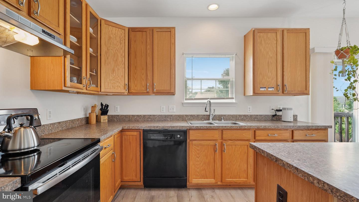 1917 MEADOW LARK DR, CULPEPER, Virginia 22701, 4 Bedrooms Bedrooms, ,3 BathroomsBathrooms,Residential,For sale,1917 MEADOW LARK DR,VACU2011144 MLS # VACU2011144