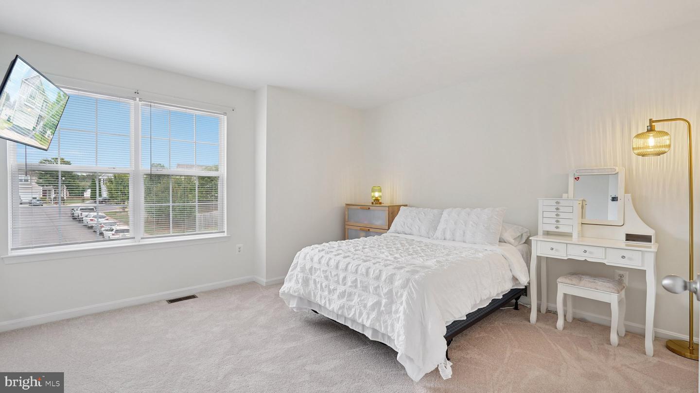 1917 MEADOW LARK DR, CULPEPER, Virginia 22701, 4 Bedrooms Bedrooms, ,3 BathroomsBathrooms,Residential,For sale,1917 MEADOW LARK DR,VACU2011144 MLS # VACU2011144