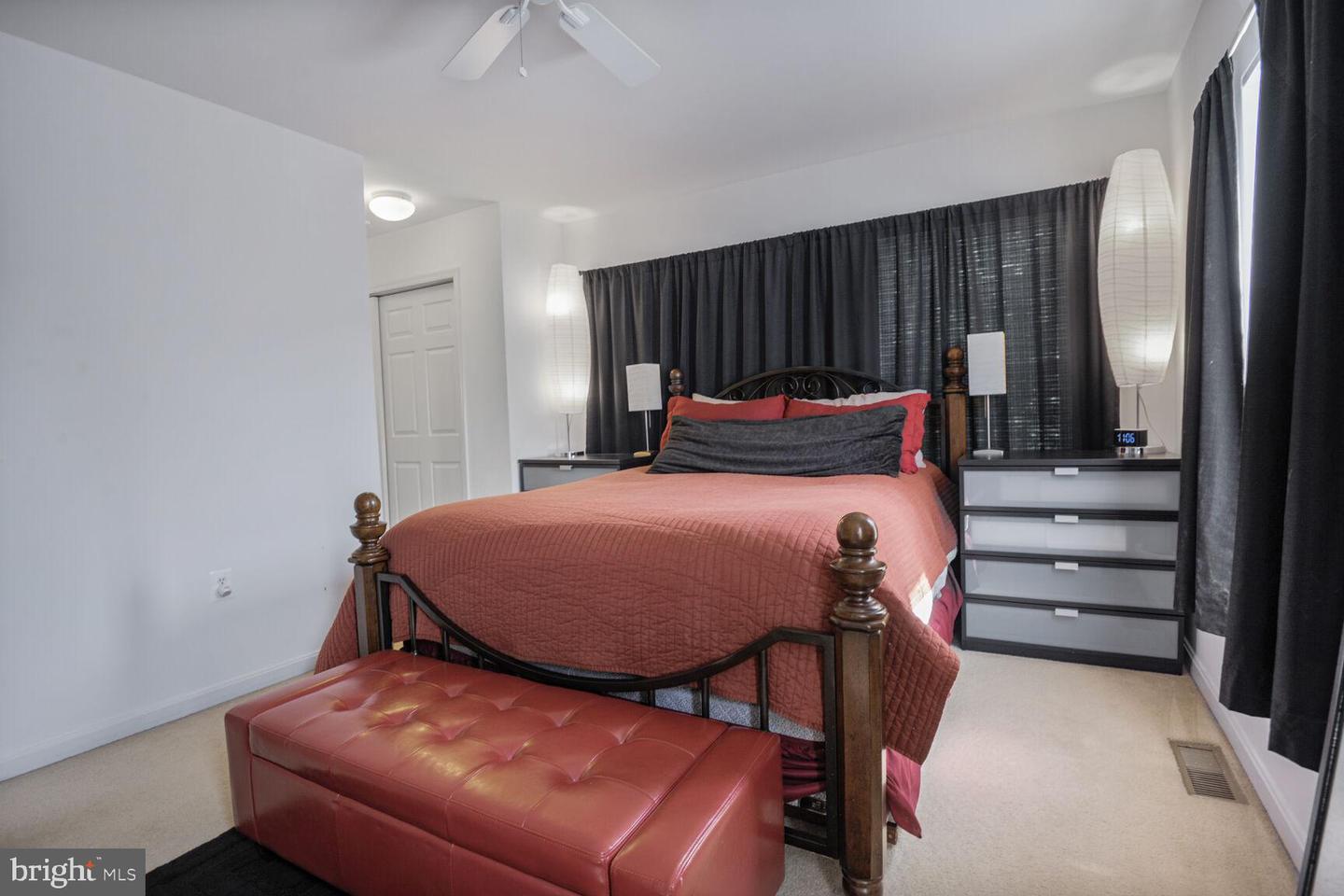 23004 FONTWELL SQ, STERLING, Virginia 20166, 3 Bedrooms Bedrooms, 8 Rooms Rooms,3 BathroomsBathrooms,Residential,For sale,23004 FONTWELL SQ,VALO2104656 MLS # VALO2104656