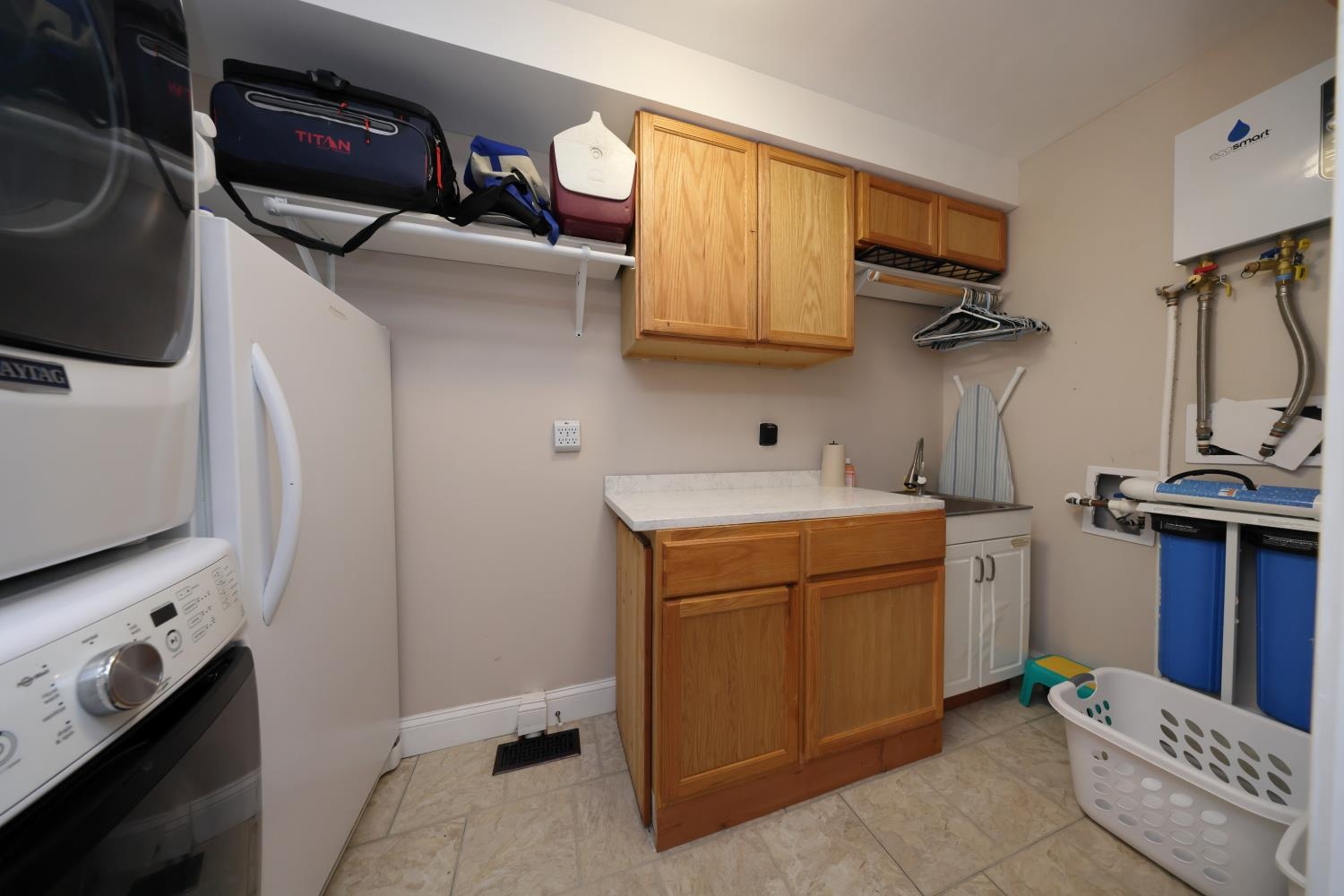715 AMHERST RD, STAUNTON, Virginia 24401, 3 Bedrooms Bedrooms, ,3 BathroomsBathrooms,Residential,715 AMHERST RD,669500 MLS # 669500