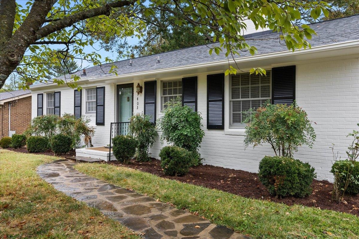 1403 CRAWFORD AVE, HARRISONBURG, Virginia 22801, 4 Bedrooms Bedrooms, ,2 BathroomsBathrooms,Residential,1403 CRAWFORD AVE,669501 MLS # 669501