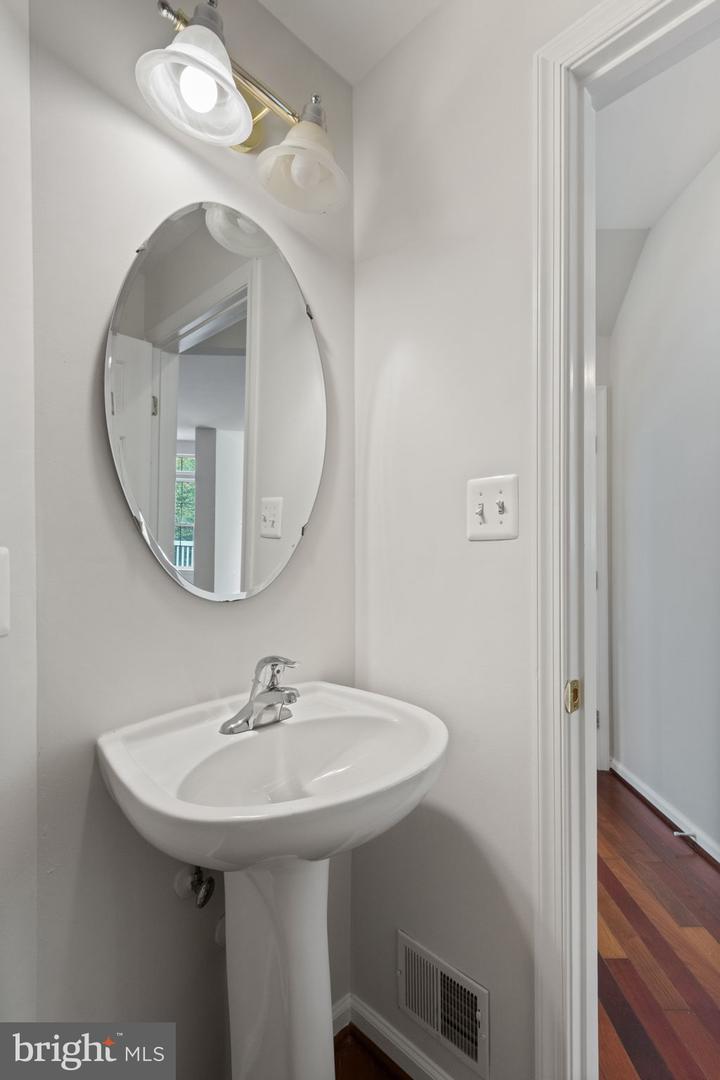 11 EDWIN CT, FREDERICKSBURG, Virginia 22405, 4 Bedrooms Bedrooms, ,3 BathroomsBathrooms,Residential,For sale,11 EDWIN CT,VAST2041988 MLS # VAST2041988