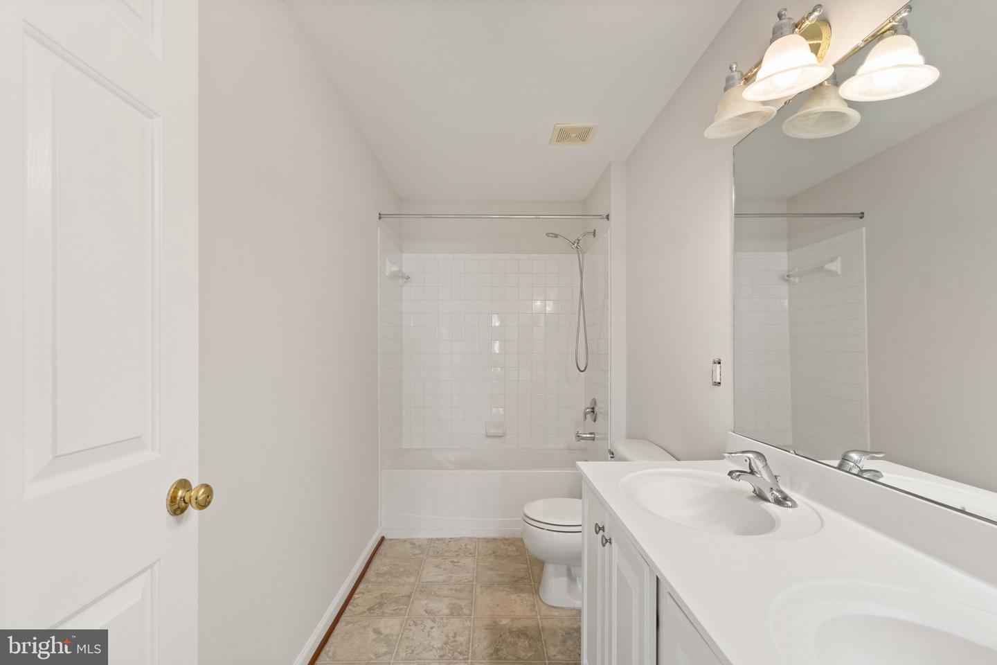 11 EDWIN CT, FREDERICKSBURG, Virginia 22405, 4 Bedrooms Bedrooms, ,3 BathroomsBathrooms,Residential,For sale,11 EDWIN CT,VAST2041988 MLS # VAST2041988