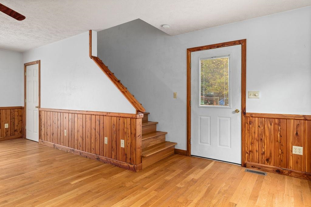 1567 BLUE GRASS HOLLOW RD, MILLBORO, Virginia 24460, 3 Bedrooms Bedrooms, ,2 BathroomsBathrooms,Residential,1567 BLUE GRASS HOLLOW RD,669479 MLS # 669479