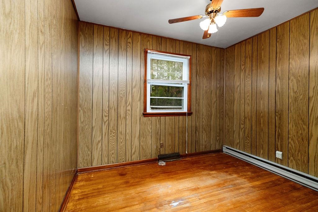 1567 BLUE GRASS HOLLOW RD, MILLBORO, Virginia 24460, 3 Bedrooms Bedrooms, ,2 BathroomsBathrooms,Residential,1567 BLUE GRASS HOLLOW RD,669479 MLS # 669479