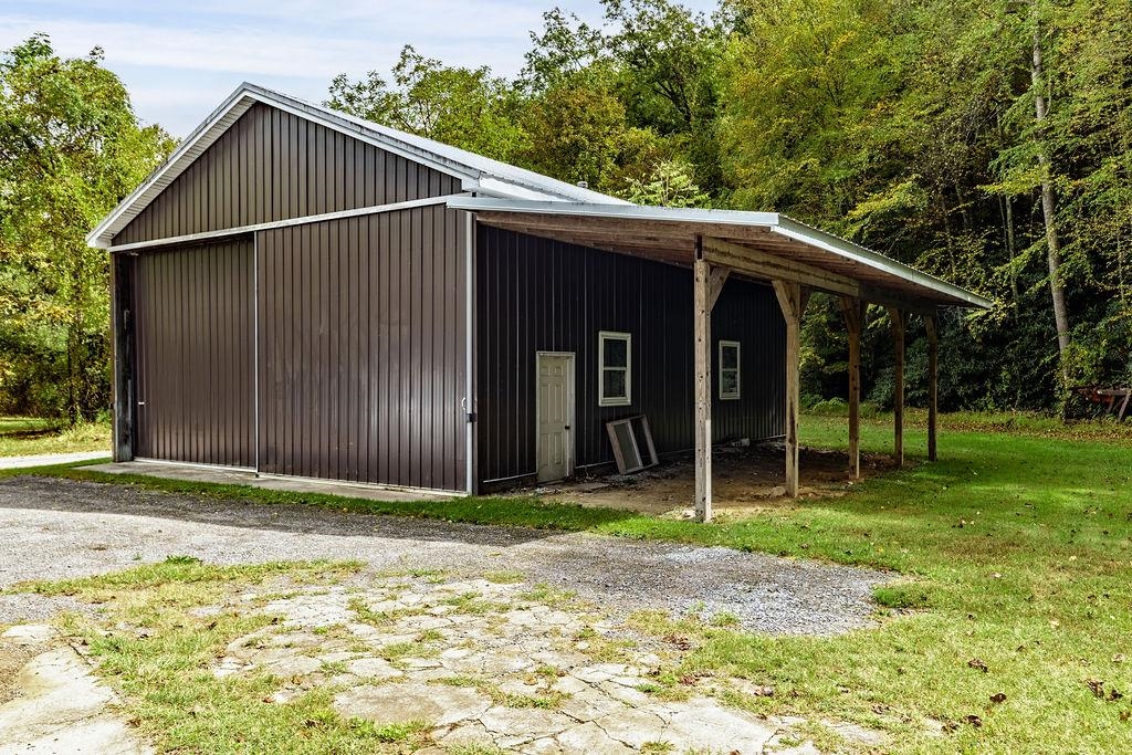 1567 BLUE GRASS HOLLOW RD, MILLBORO, Virginia 24460, 3 Bedrooms Bedrooms, ,2 BathroomsBathrooms,Residential,1567 BLUE GRASS HOLLOW RD,669479 MLS # 669479