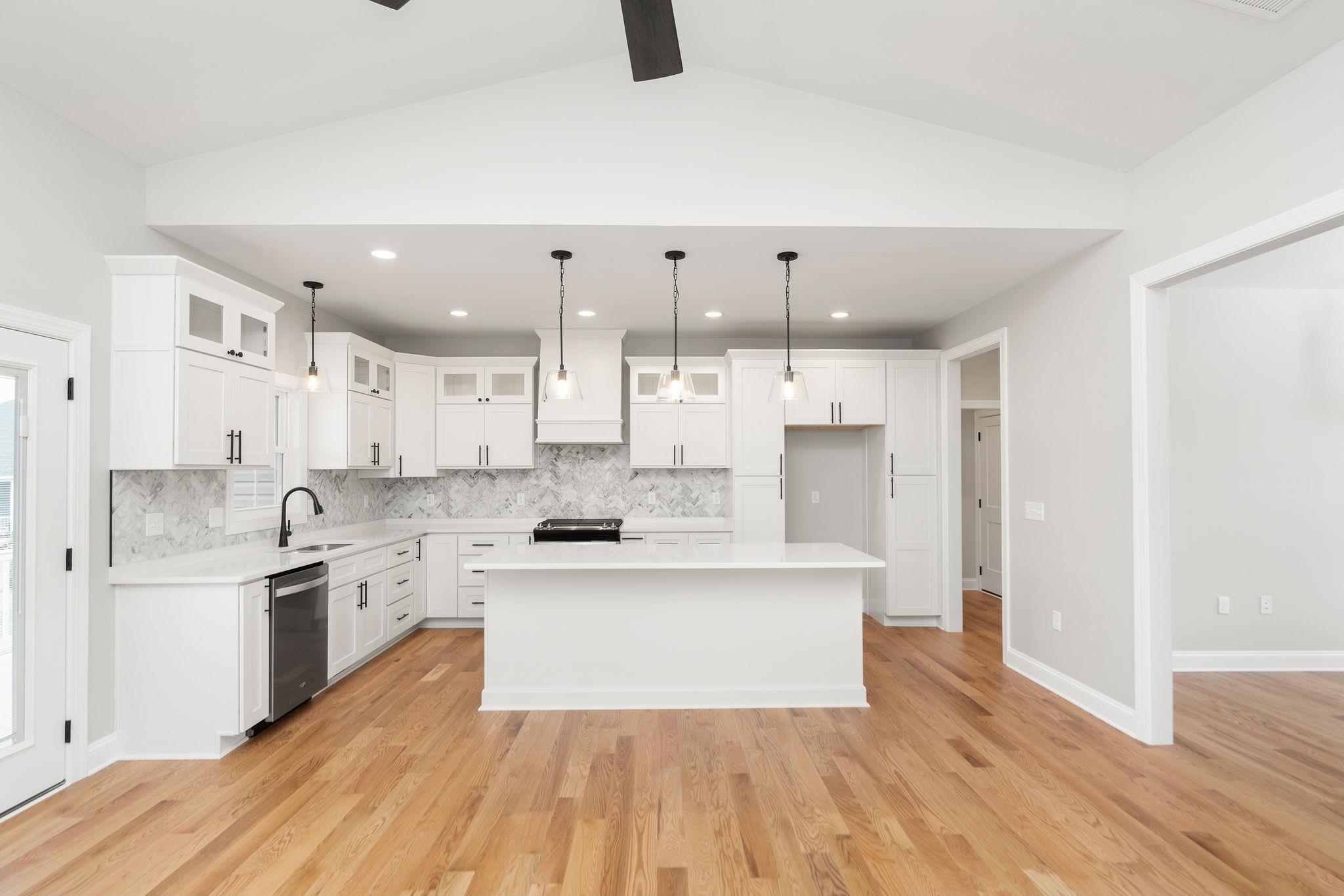 504 ROSEWOOD CT, WAYNESBORO, Virginia 22980, 4 Bedrooms Bedrooms, ,2 BathroomsBathrooms,Residential,504 ROSEWOOD CT,669485 MLS # 669485