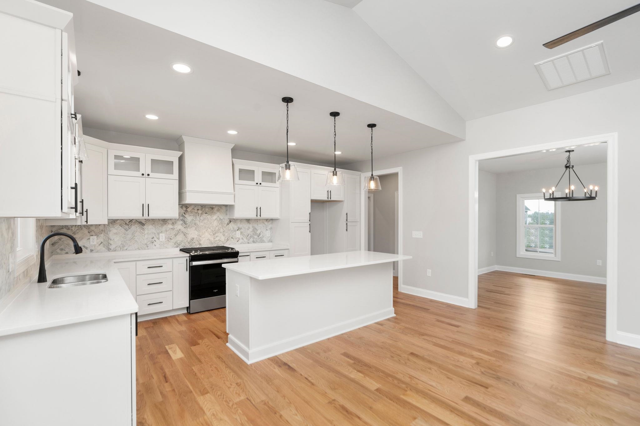 504 ROSEWOOD CT, WAYNESBORO, Virginia 22980, 4 Bedrooms Bedrooms, ,2 BathroomsBathrooms,Residential,504 ROSEWOOD CT,669485 MLS # 669485