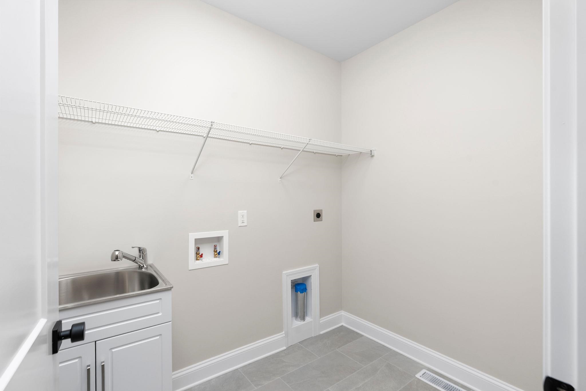 504 ROSEWOOD CT, WAYNESBORO, Virginia 22980, 4 Bedrooms Bedrooms, ,2 BathroomsBathrooms,Residential,504 ROSEWOOD CT,669485 MLS # 669485