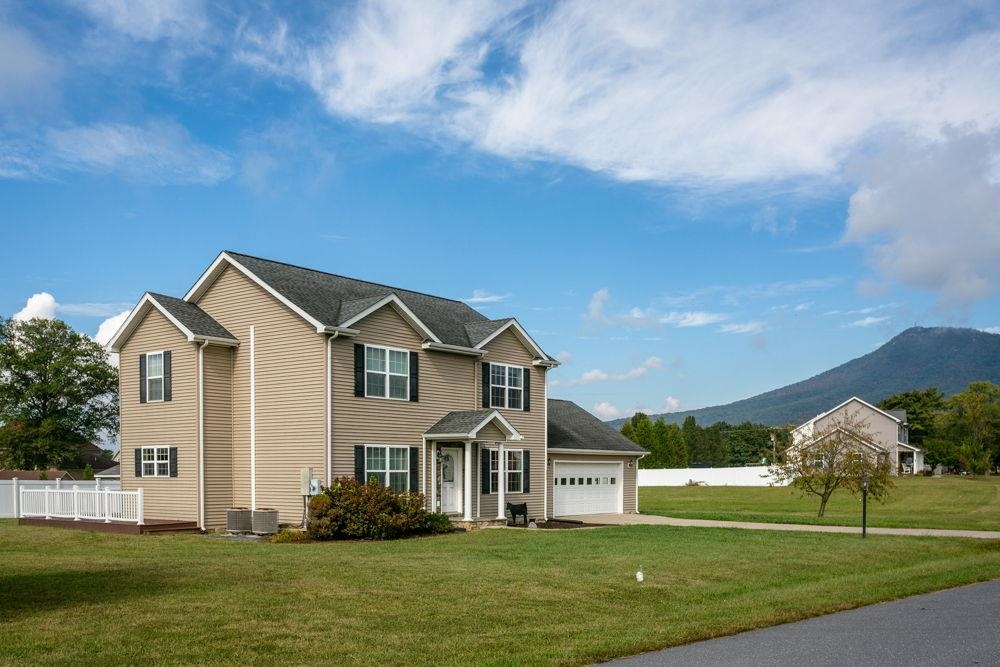 510 BILTMORE DR, MCGAHEYSVILLE, Virginia 22840, 4 Bedrooms Bedrooms, ,2 BathroomsBathrooms,Residential,510 BILTMORE DR,669486 MLS # 669486