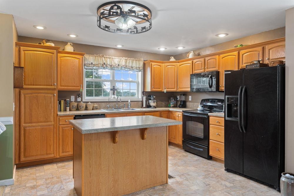 510 BILTMORE DR, MCGAHEYSVILLE, Virginia 22840, 4 Bedrooms Bedrooms, ,2 BathroomsBathrooms,Residential,510 BILTMORE DR,669486 MLS # 669486